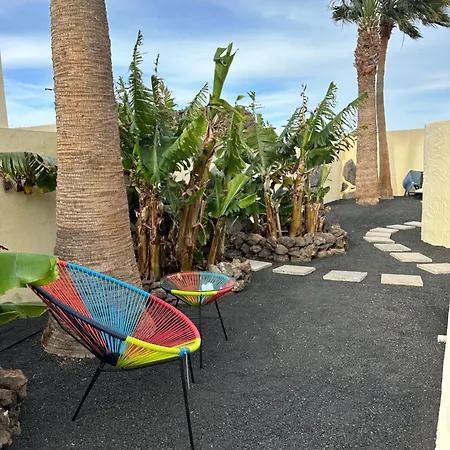 Cozy Canarian With Large And Sunny Garden كوستا تاغيسي