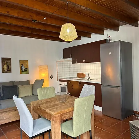 Cozy Canarian With Large And Sunny Garden 科斯塔特吉塞