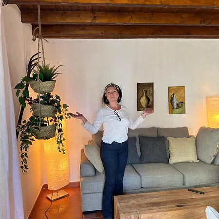 Cozy Canarian With Large And Sunny Garden
